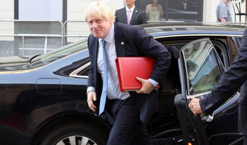 نيوأفريكان: هل تنشد بريطانيا بعد مغادرة الأوروبي علاقات أوثق مع أفريقيا؟