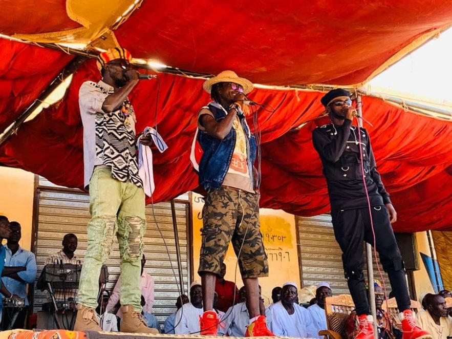 فرقة جبال النوبة الفنية : الموسيقى والغناء في الخرطوم لا تمثل ثقافة وهوية كل السودانيين أول عرض لفرقة صوت جبال النوبة في الخرطوم