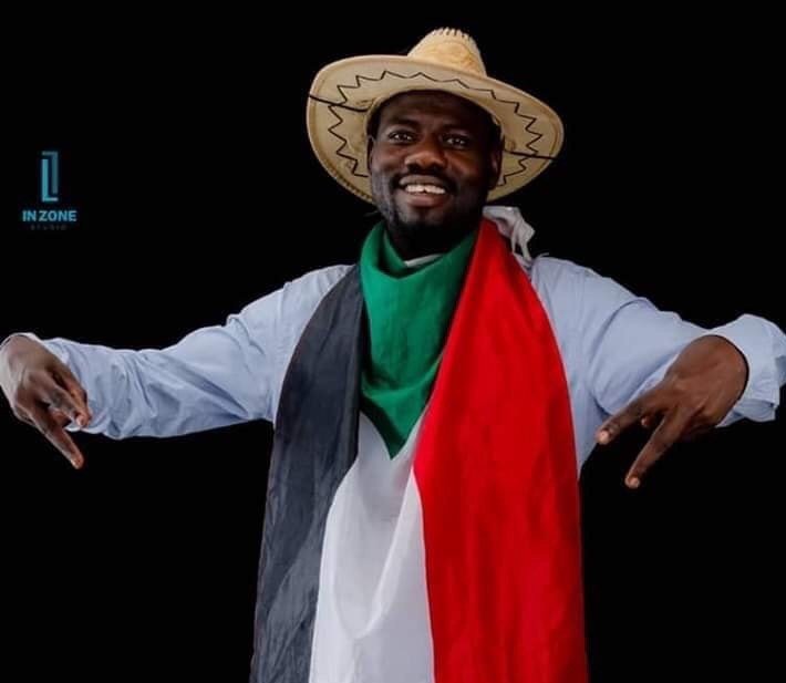 لماذا لا نتضامن مع دسيس مان أيقونة الثورة السودانية؟ محمد يحيى الشهير بـ "سيس مان" صورة (مواقع التواصل الاجتماعي)