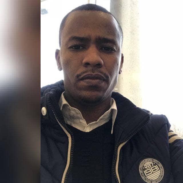 لماذا التغاضي عن توظيف احتياجات شعبنا ادم يعقوب