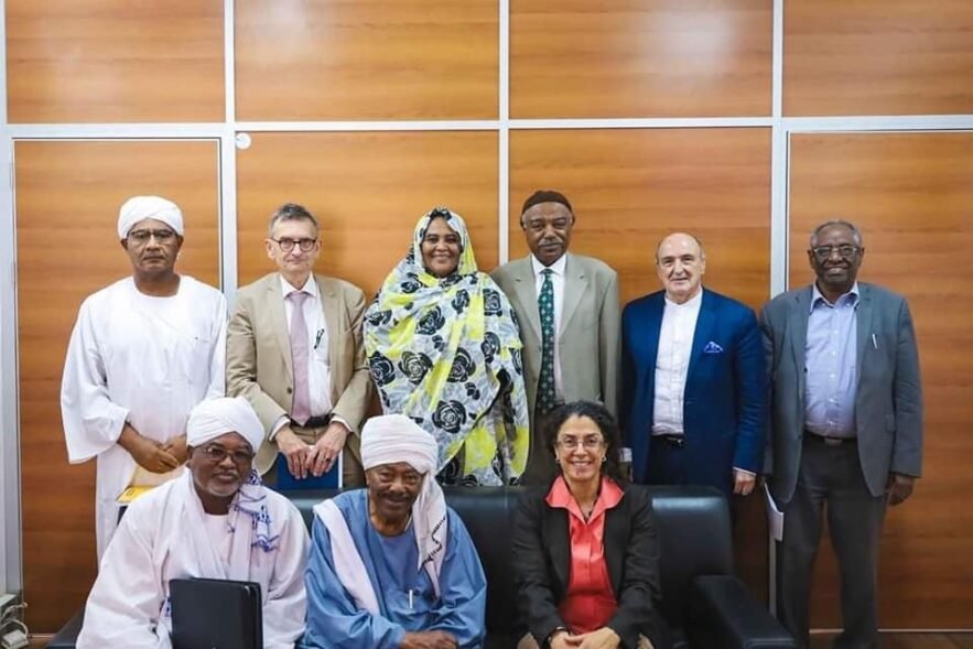 الآلية الثلاثية تقدم مقترحاً وتُؤكد جاهزيتها لتسريع العملية السياسية بالسودان
