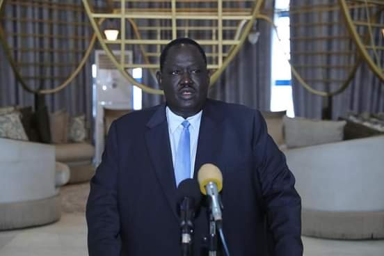 سلفاكير يدعو البرهان لحضور حفل تخريج القوات المشتركة بنهاية سبتمبر القادم بجوبا