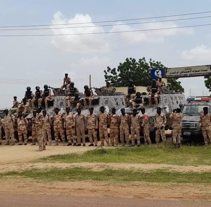 الجيش يعترف بسقوط مقرات الاحتياطي المركزي في ايدي الدعم السريع