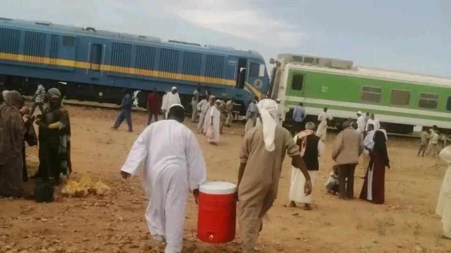 السكك الحديدية : خروج عربتين عن المسار في أولى رحلات قطار النيل ولا إصابات