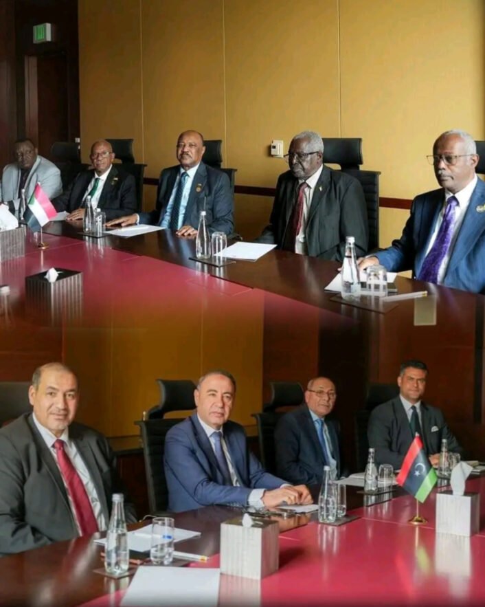 مباحثات سودانية ليبية بطرابلس لتعزيز التنسيق الأمني ودعم وحدة السودان