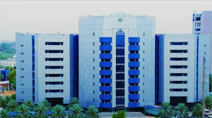 محافظ بنك السودان تطالب صندوق النقد الدولي باستئناف دعم السودان وإعفاء ديونه