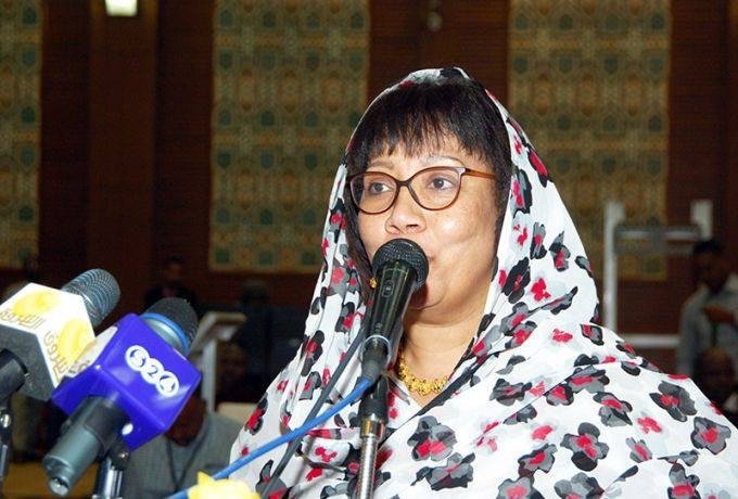 تراجي مصطفي تتهم صحفيين بتلقي رشاوي من والي ونواب بالبرلمان