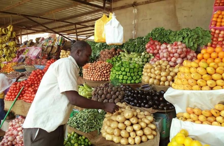 بائع خضروات بالعاصمة الخرطوم .صورة ل(الطريق)