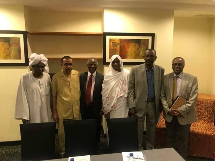 قادة قوي نداء السودان يلتقون برئيس الوساطة الأفريقية ثامبو امبيكي في الخرطوم 18 أكتوبر 2018