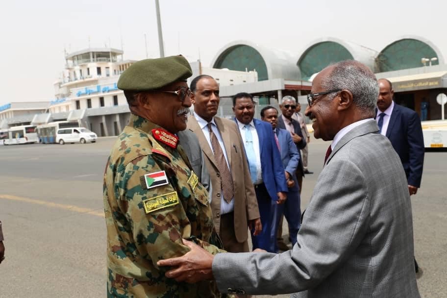 وفد إريتري يصل السودان بصورة مفاجئة في أعقاب رفض المجلس العسكري للمبادرة الأثيوبية