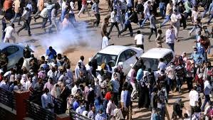 إما وطناً حراً أو كفناً