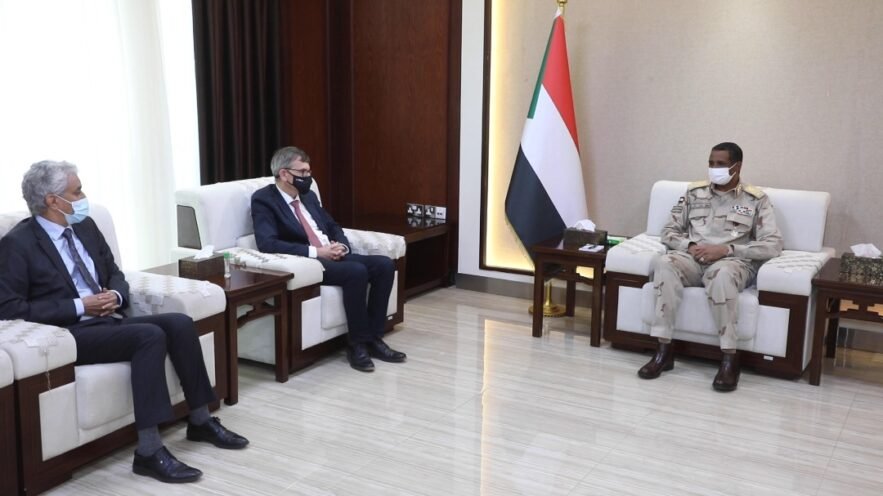 حميدتي يؤكد ضرورة توافق السودانيين لاستكمال الفترة الانتقالية