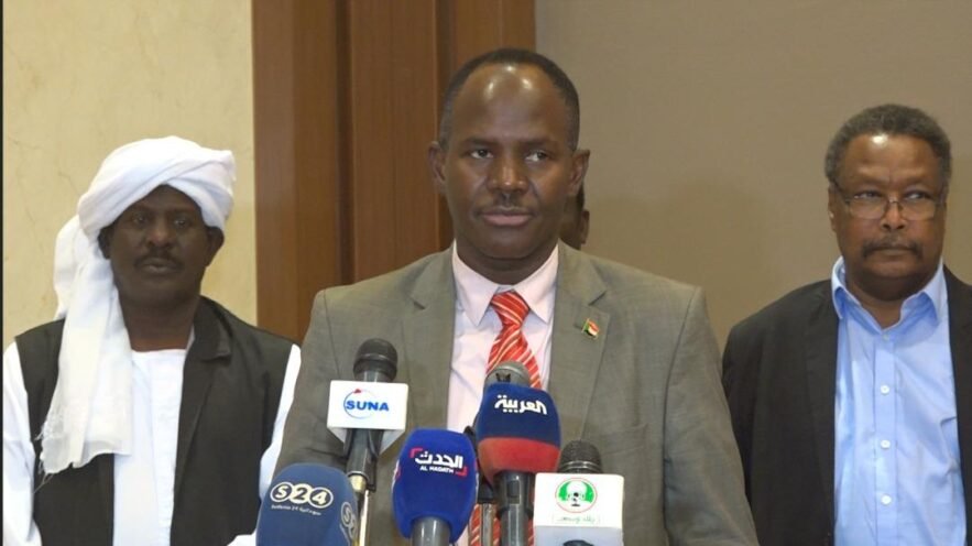 الحرية والتغيير (الوفاق الوطني) : مسار الحوار السياسي الراهن يتسم بعدم الشفافية