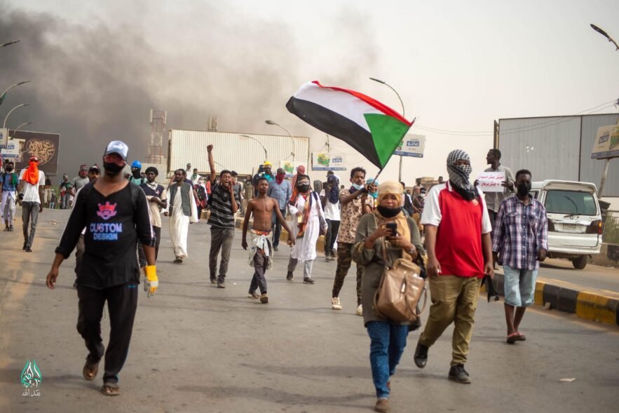 مرصد حقوقي يدعو لتكثیف الضغوط الدولیة على السلطة بالسودان لإنھاء كافة مظاھر الإنقلاب العسكري