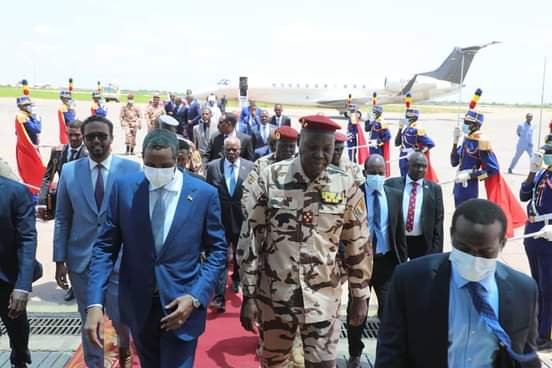 وفد أمني برئاسة حميدتي يصل أنجمينا لبحث العلاقات السودانية التشادية