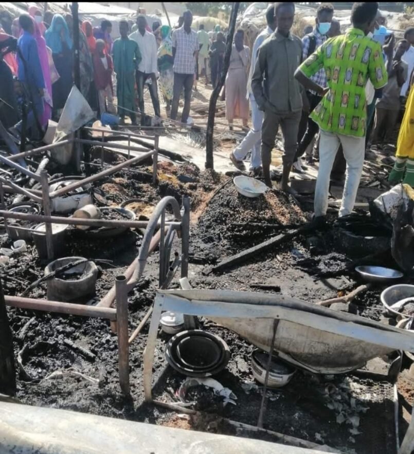 حريق هائل يشب في مبنى حكومي بغرب دارفــور