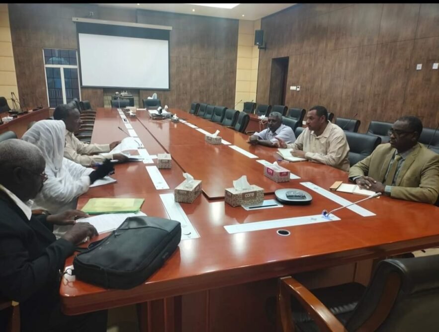 لجنة المعلمين تعلن مواصلة الإغلاق لمدة ثلاثة أسابيع أخرى ابتداء من 8 يناير 2023