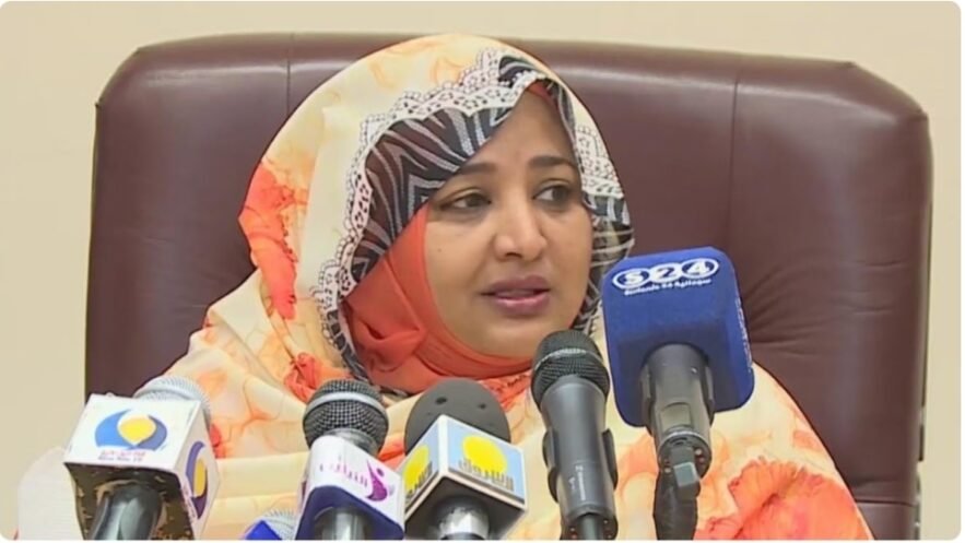 محاكمة زوجة الرئيس المعزول ”وداد“ بتهم الثراء الحرام وتغريمها ”100“ مليون جنيه