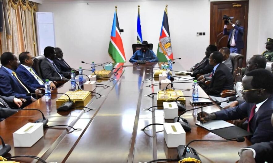 قوى سياسية تناقش انهاء الحرب مع سلفا