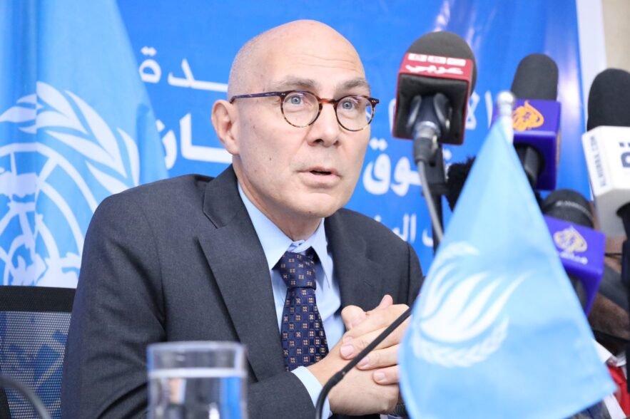 المفوض السامي: قوات الدعم السريع قامت باحراق وتدمير قري بدارفور وندعو إلي تحقيق