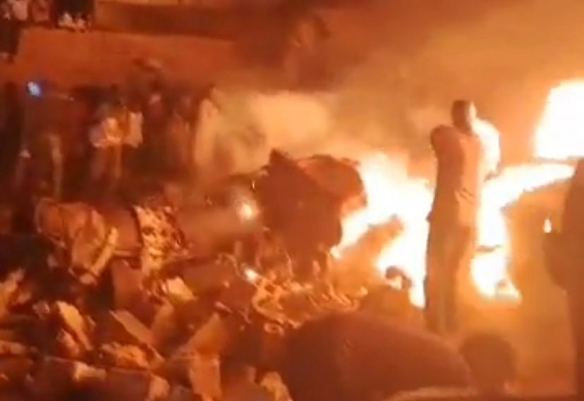 تحطم طائرة عسكرية بالحارة 75 في كرري وسقوط عشرات الضحايا