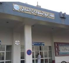 هجوم بمسيرات على بورتسودان واستئناف الرحلات الجوية بعد توقف مؤقت