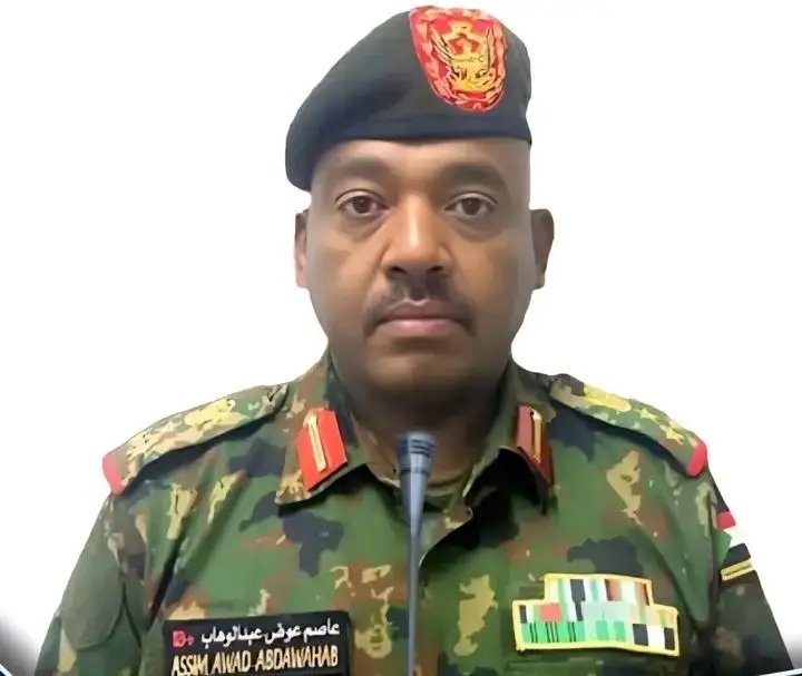 الجيش : مجموعة هتافات حرب الخليج لا تتبع لنا وسنتخذ إجراءات قانونية بحقها