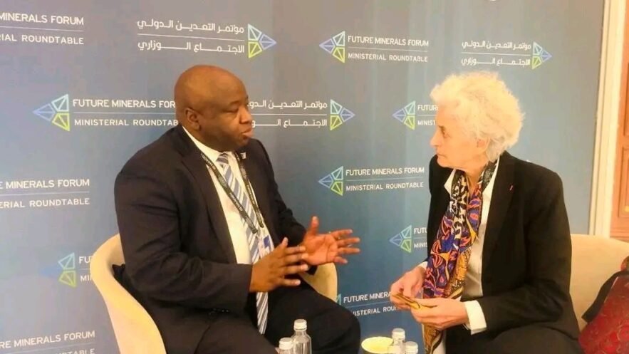 تفاهمات بين السودان والبنك الدولي لتمويل البنية التحتية ودعم ”التعدين الرقمي“