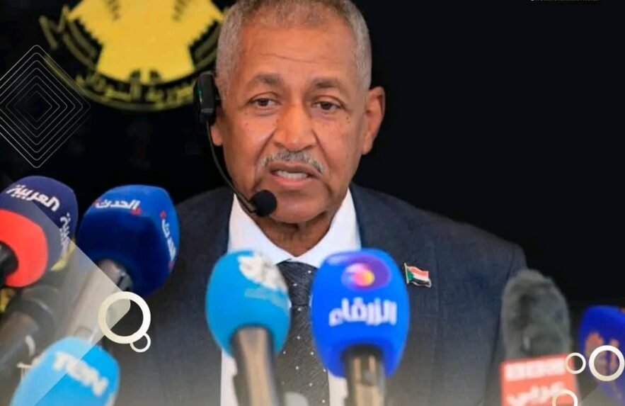 أنباء عن إيقاف السفير السوداني بالقاهرة نتيجة لسوء معاملة السودانيين بمصر