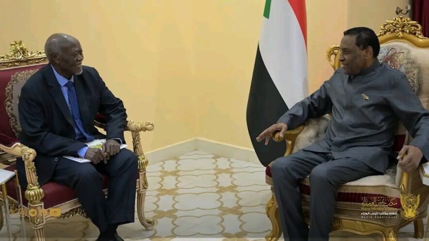 رئيس الوزراء يبحث مع وزير الحكم الاتحادي ترتيبات ملتقى حكام وولاة الولايات