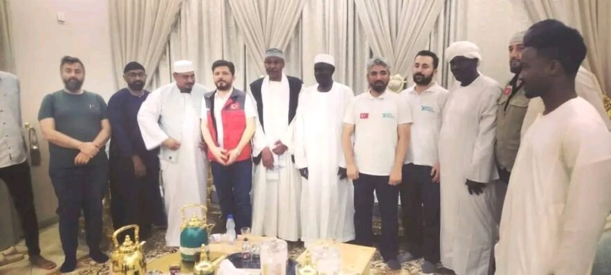 وفد منظمات تركية يبحث مع والي الخرطوم مشروعات التعافي الإنساني
