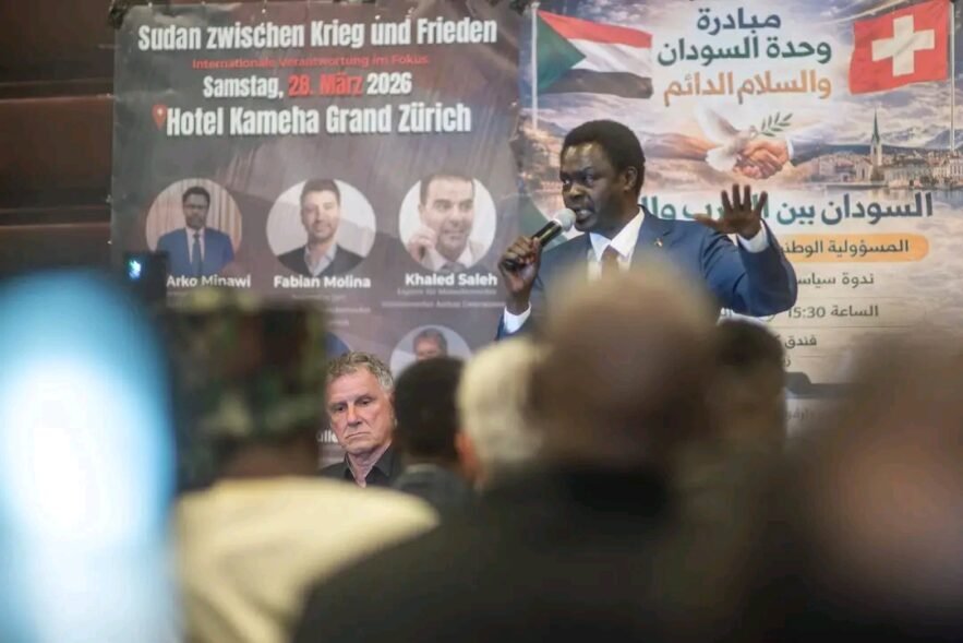 مناوي يطالب بجيش واحد وينتقد دور الإمارات في تقسيم السودان