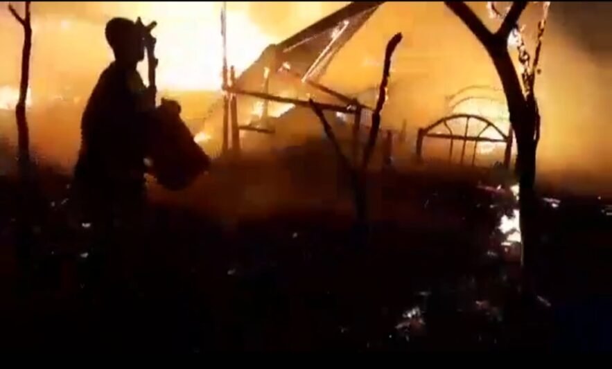 وفاة ثلاثة أطفال واحتراق منازل في حريق هائب مخيم لاجئين سودانيين بتشاد