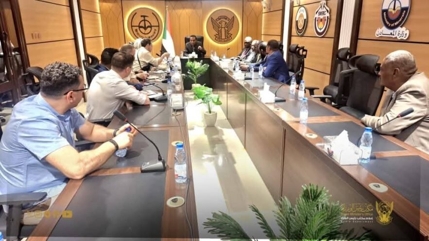 الحكومة تكشف لممثلي إعلام عالمي خطط السلام وإعادة بناء السودان